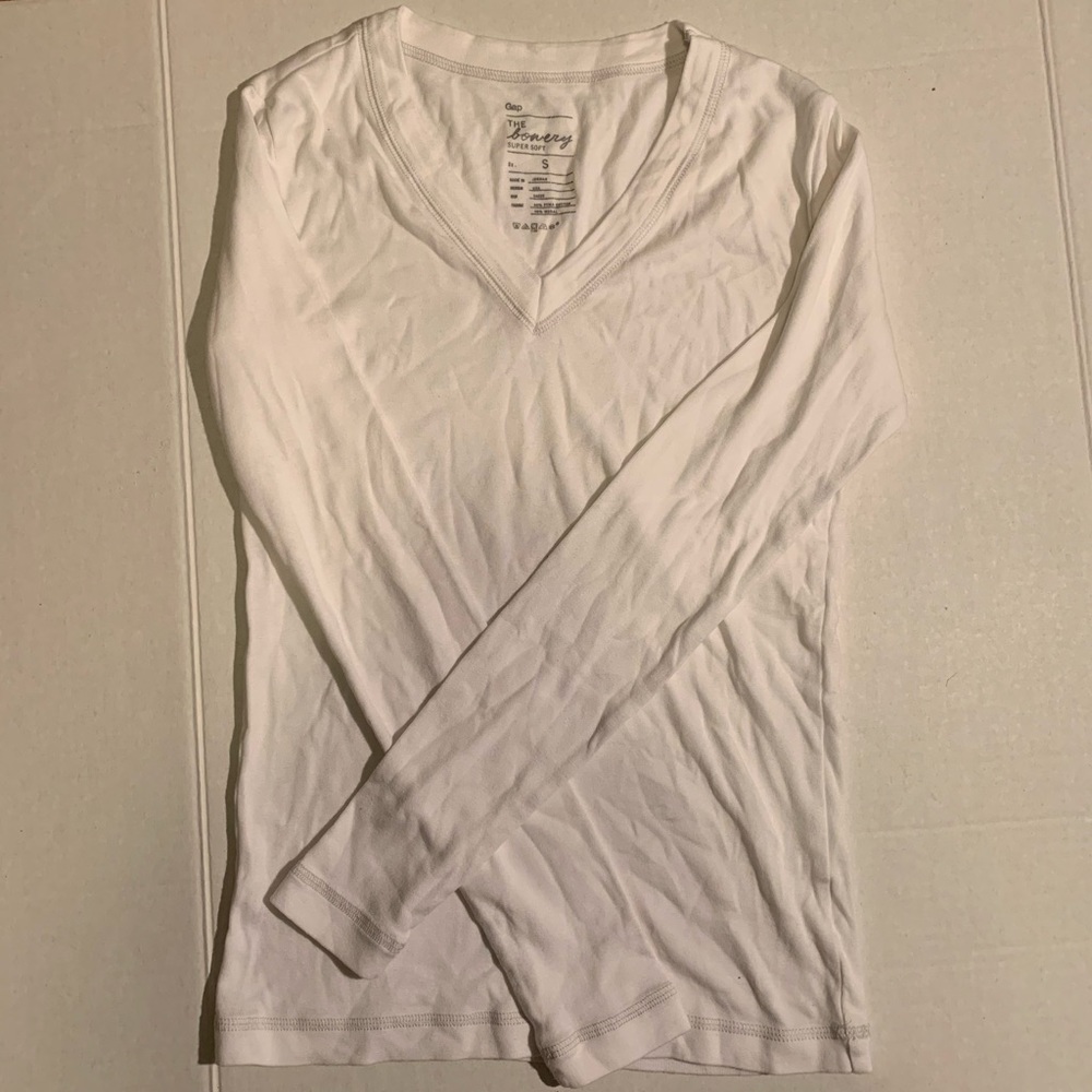Super Soft Stretchy V-Neck Long Sleeve Shirt
